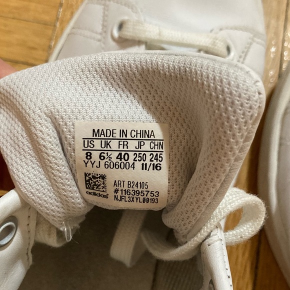 Adidas Stan Smith white sneakers - Picture 9 of 10